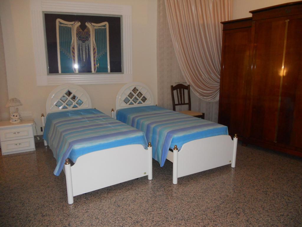 Le Schiavelle Bed and Breakfast Surbo Δωμάτιο φωτογραφία