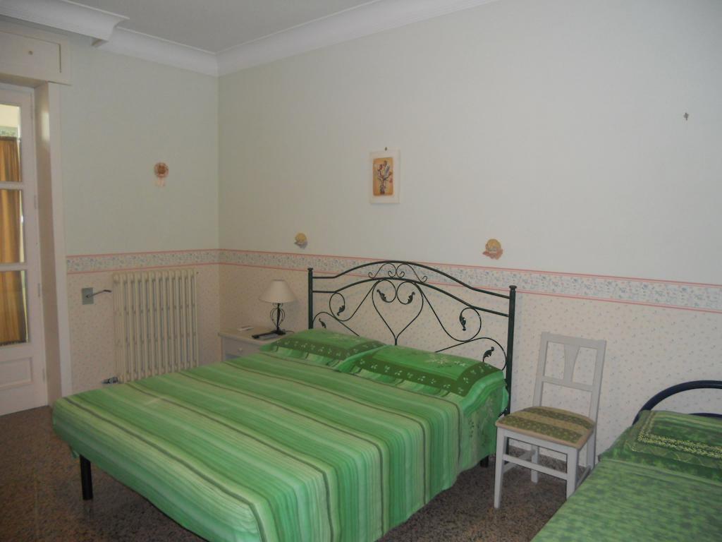 Le Schiavelle Bed and Breakfast Surbo Δωμάτιο φωτογραφία