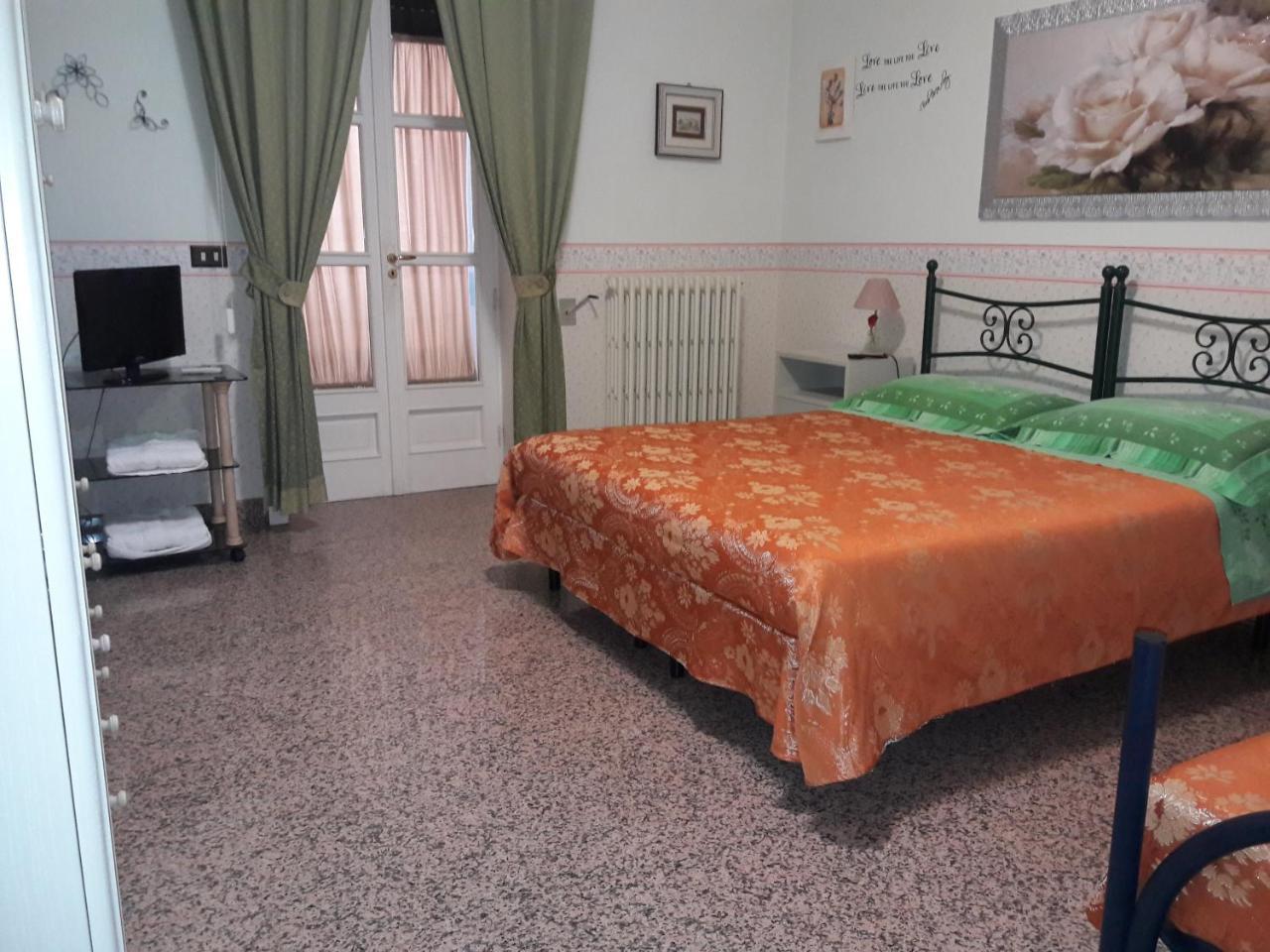 Le Schiavelle Bed and Breakfast Surbo Εξωτερικό φωτογραφία